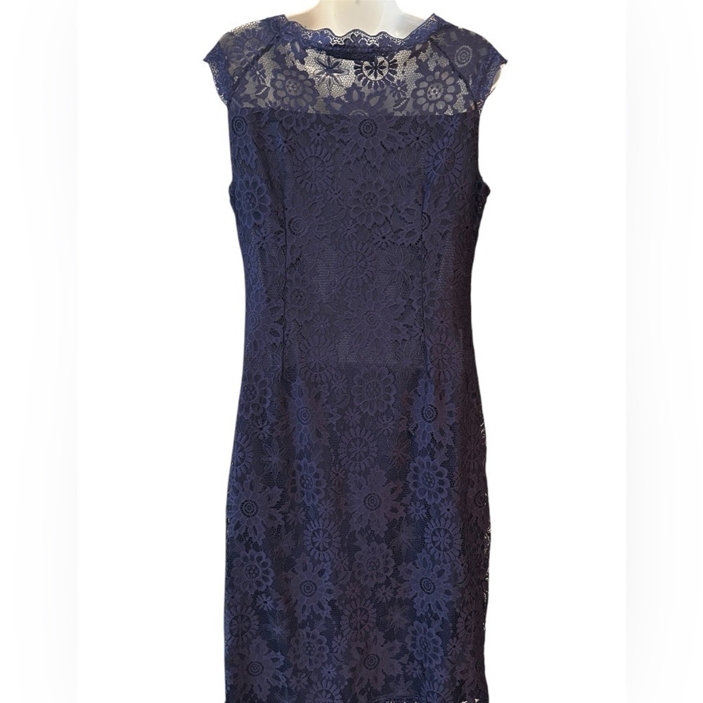 Elegant Lace Dress in Navy, Size XL, GUC - Picture 5 of 5